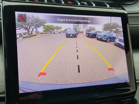 Used 2024 Jeep Grand Cherokee Limited w/ Black Appearance Package image 18