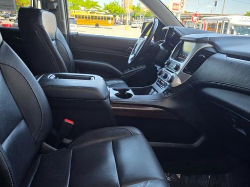 Used 2018 GMC Yukon XL SLT AWD/4WD image 15