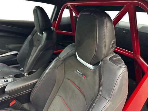 Used 2018 Chevrolet Camaro ZL1 RWD image 27