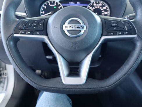 Used 2022 Nissan Altima 2.5 SV FWD image 21