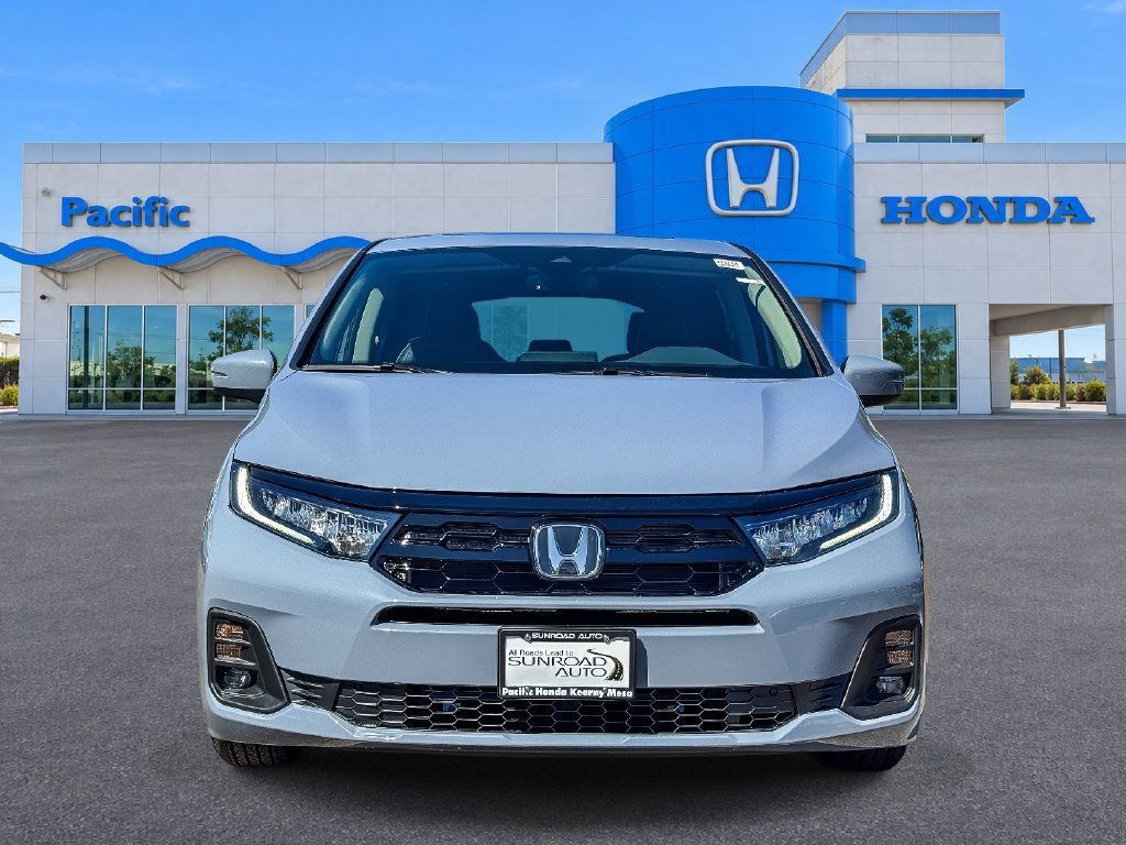 New 2027 Honda Odyssey Touring image 2