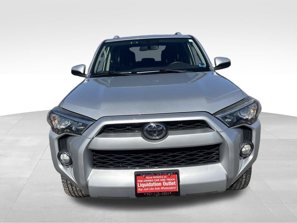 Used 2016 Toyota 4Runner SR5 AWD/4WD image 12