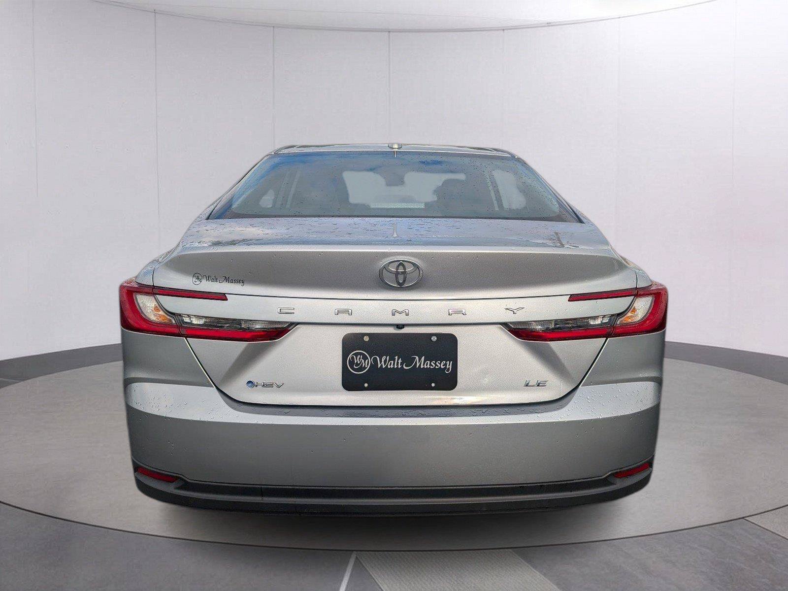 Used 2025 Toyota Camry LE FWD image 6