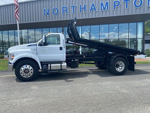 Used 2026 Ford F650 2WD Regular Cab Super Duty image 8