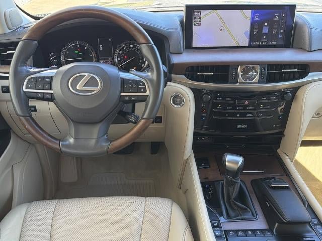 Used 2017 Lexus LX 570 4WD w/ Luxury Package image 25