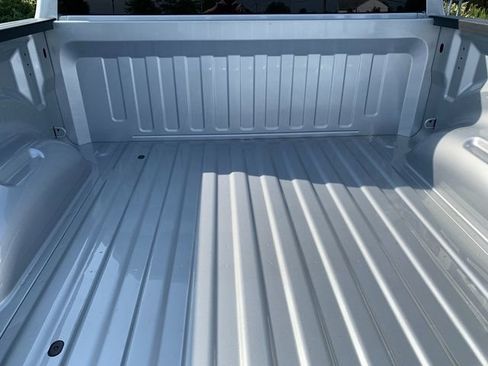 New 2027 RAM 1500 4x4 Crew Cab image 4