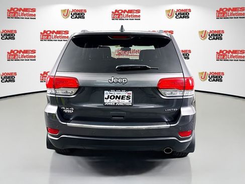 Used 2018 Jeep Grand Cherokee Limited image 16
