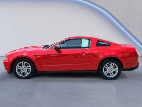 Used 2012 Ford Mustang Coupe RWD image 6