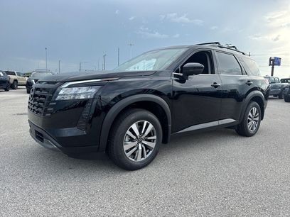 New 2026 Nissan Pathfinder SL