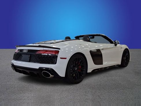Used 2020 Audi R8 V10 w/ Carbon Exterior Package image 4