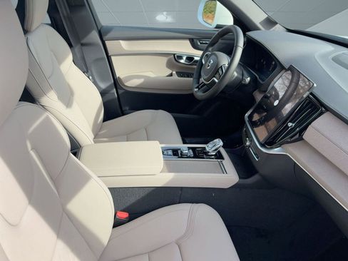 New 2026 Volvo XC90 T8 Plus image 30