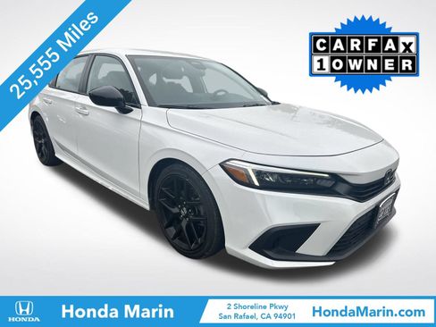 Used 2023 Honda Civic Sport image 1
