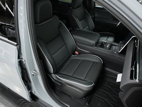 New 2026 GMC Sierra EV Elevation image 18