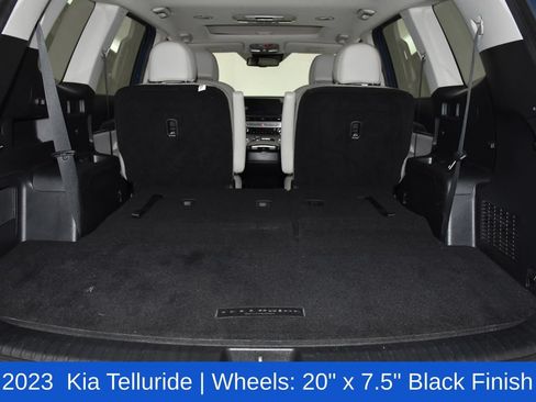 Used 2023 Kia Telluride EX w/ EX Captain's Chair Package FWD image 35