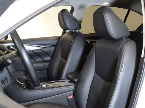 Certified 2023 INFINITI Q50 Luxe AWD/4WD image 4