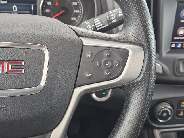 Used 2024 GMC Terrain SLE FWD image 28