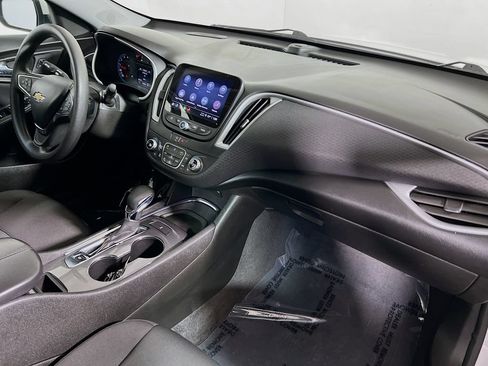 Used 2023 Chevrolet Malibu LT FWD image 25
