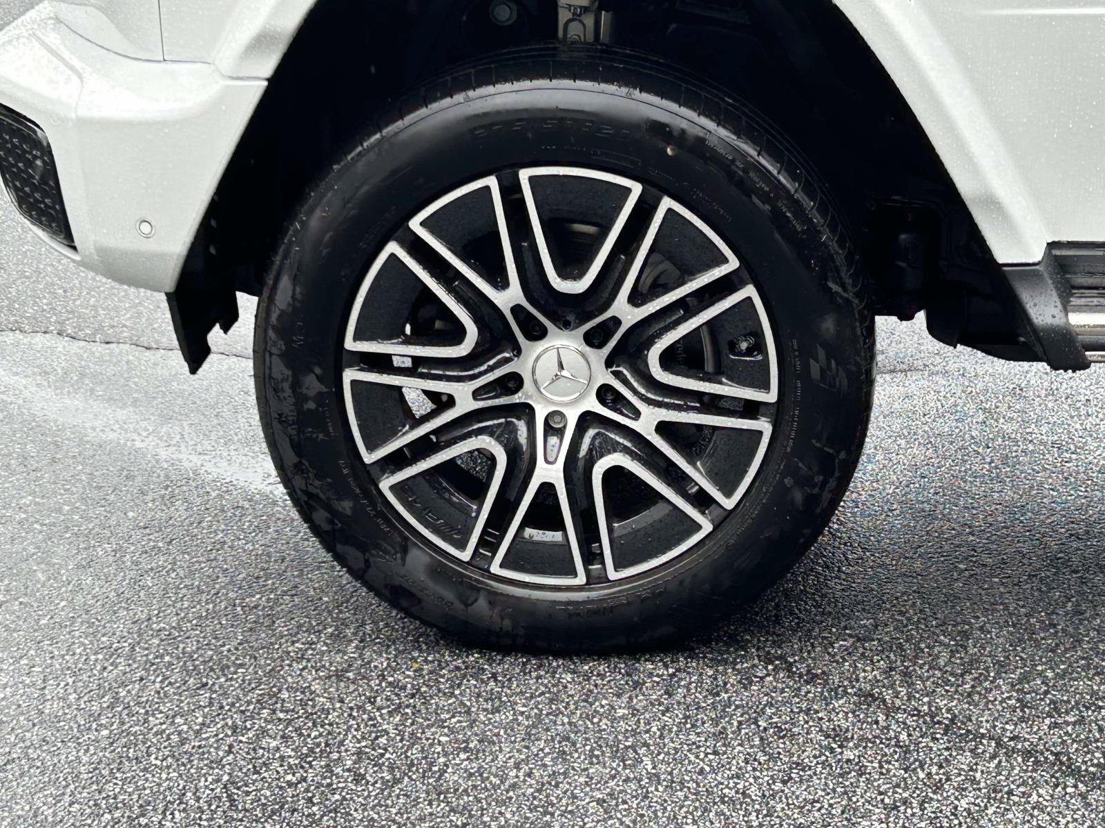 New 2027 Mercedes-Benz G 580 e image 14