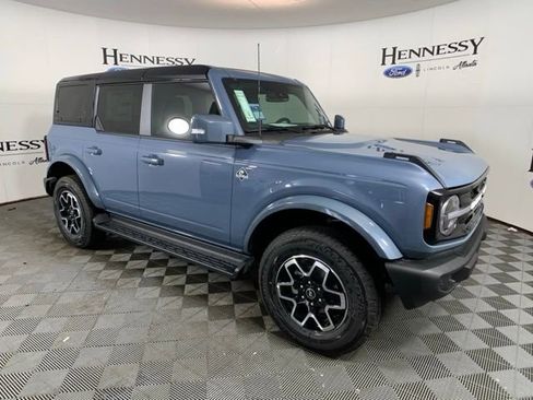 Used 2025 Ford Bronco Outer Banks image 10