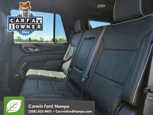 Used 2024 GMC Yukon SLT AWD/4WD image 25