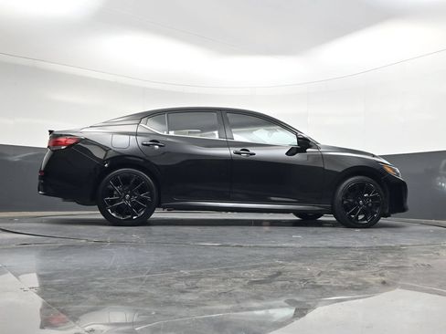 Used 2025 Nissan Sentra SR w/ Midnight Edition FWD image 46