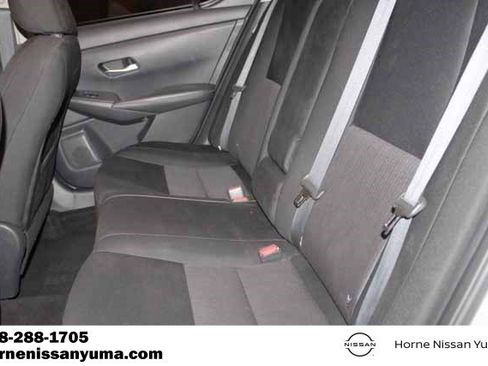 Used 2022 Nissan Sentra SV FWD image 5