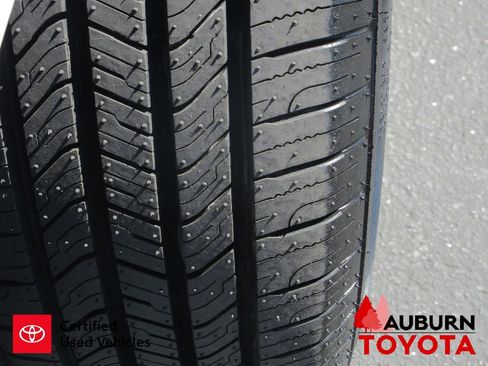 Certified 2025 Toyota Camry LE image 5