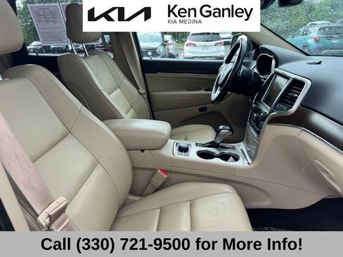 Used 2017 Jeep Grand Cherokee Limited AWD/4WD image 58