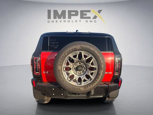 Used 2026 GMC Hummer EV SUV AWD/4WD image 4