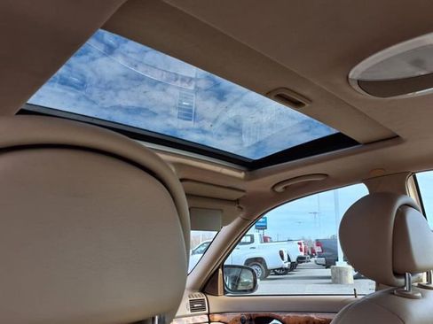 Used 2007 Mercedes-Benz E 350 Sedan image 21