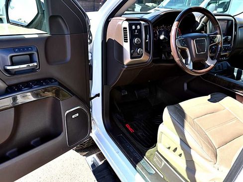 Used 2016 GMC Sierra 1500 Denali w/ Enhanced Driver Alert Package image 23