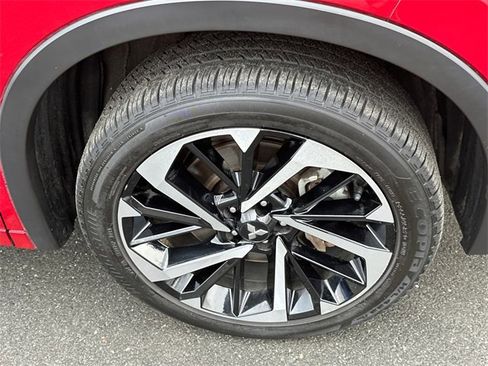 Used 2024 Mitsubishi Outlander SEL image 7