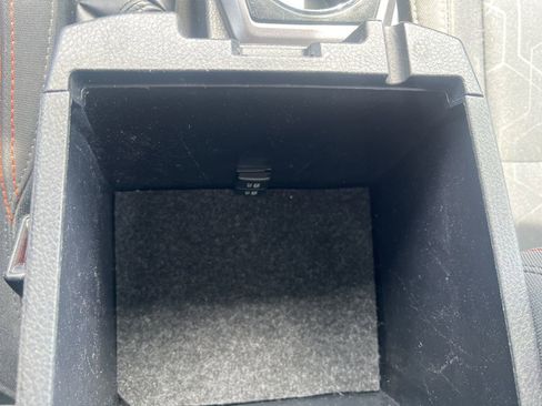 Used 2019 Toyota Tacoma TRD Sport image 31