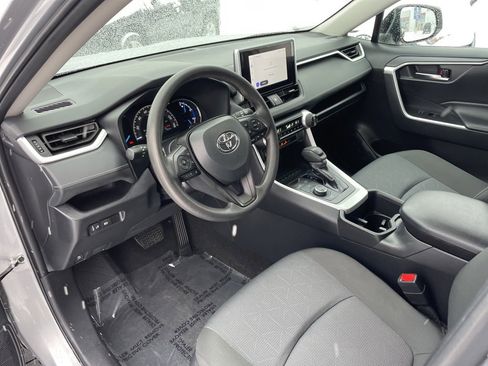 Certified 2024 Toyota RAV4 XLE image 21