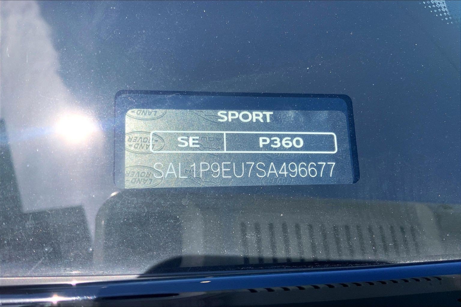 Certified 2025 Land Rover Range Rover Sport SE AWD/4WD image 4