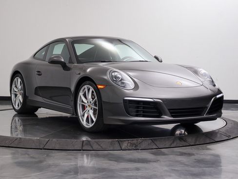 Used 2019 Porsche 911 Carrera S RWD image 6