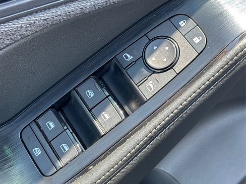 Certified 2023 Nissan Rogue SV image 33