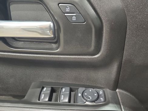 Used 2024 Chevrolet Silverado 1500 Custom Trail Boss AWD/4WD image 28