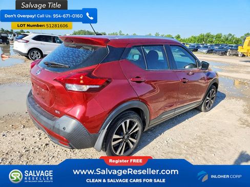 Used 2020 Nissan Kicks SR w/ SR Premium Package FWD image 4