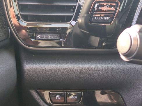 Used 2025 Lexus NX 450h+ AWD w/ Luxury Package image 22