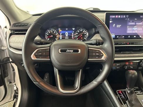 Used 2022 Jeep Compass Latitude AWD/4WD image 15