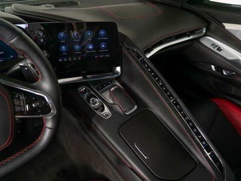 Used 2021 Chevrolet Corvette Stingray Premium Cpe w/ 3LT image 19