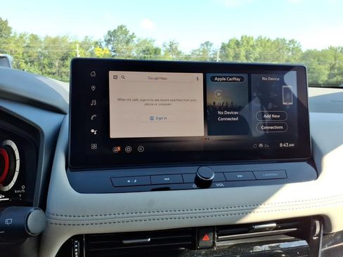 Used 2025 Nissan Rogue SL FWD image 11