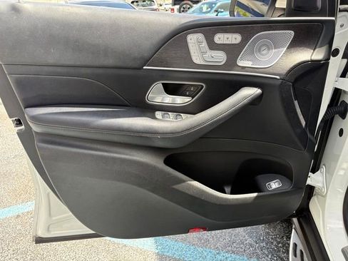 Used 2020 Mercedes-Benz GLE 350 w/ Premium Package image 26