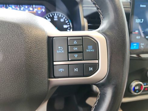 Used 2023 Ford Expedition Limited image 25