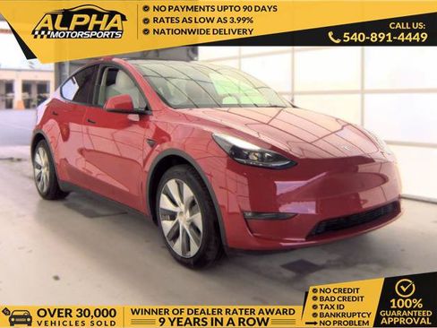 Used 2023 Tesla Model Y AWD image 1