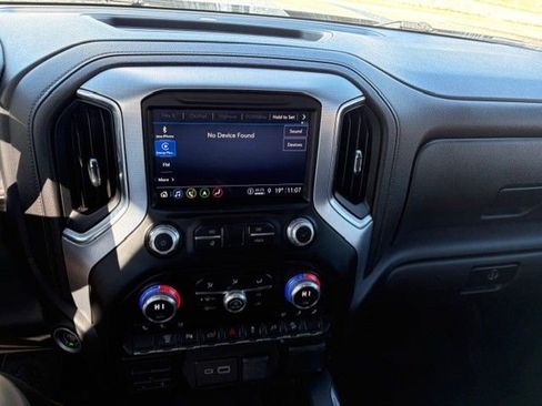 Used 2023 GMC Sierra 3500 SLT w/ SLT Premium Package image 7