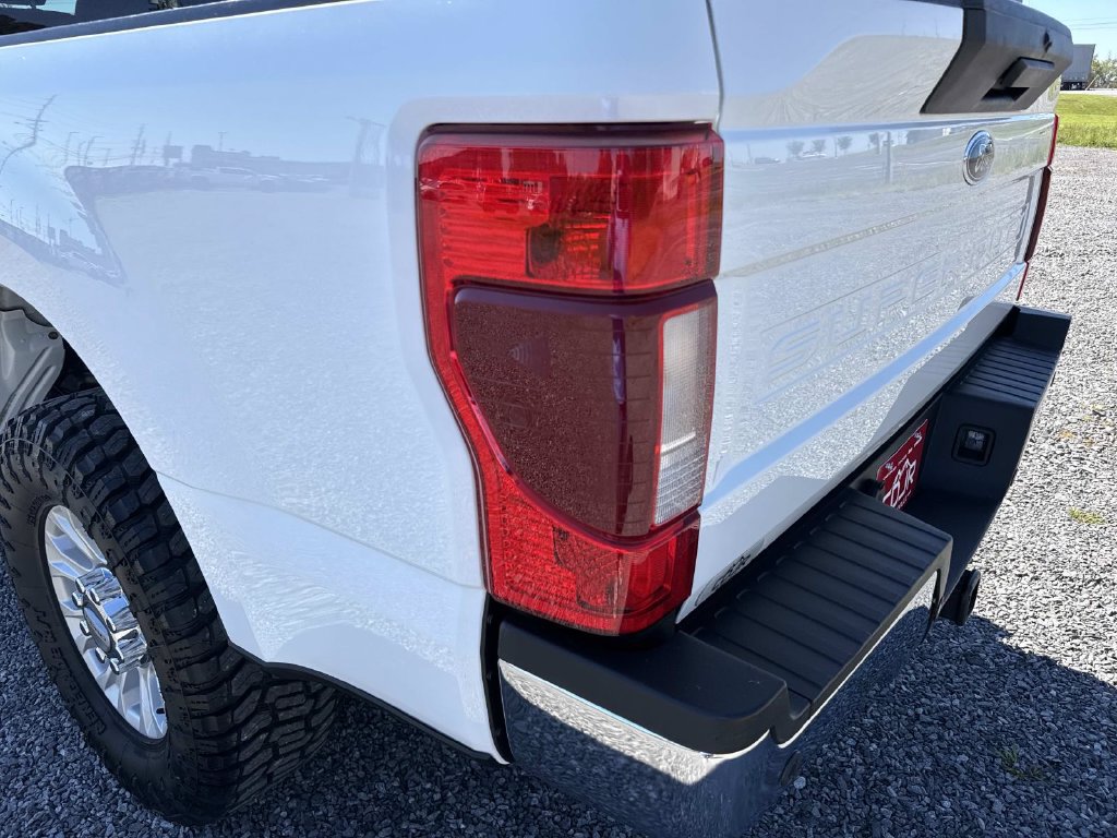 Used 2022 Ford F250 XLT w/ XLT Value Package AWD/4WD image 16