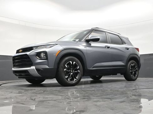 Used 2022 Chevrolet TrailBlazer LS FWD image 17