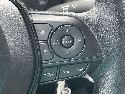 Used 2024 Toyota Corolla Cross L FWD image 35